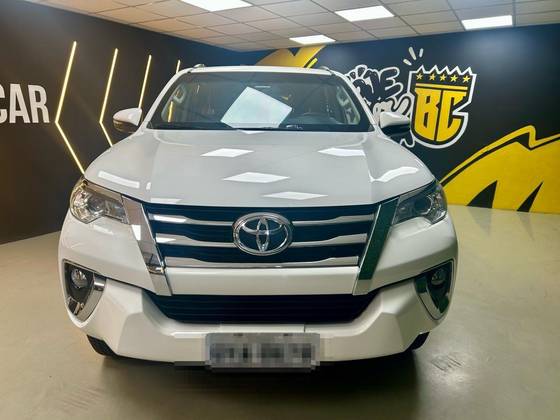 TOYOTA HILUX SW4 2.7 SRV 7 LUGARES 4X2 16V FLEX 4P AUTOMÁTICO